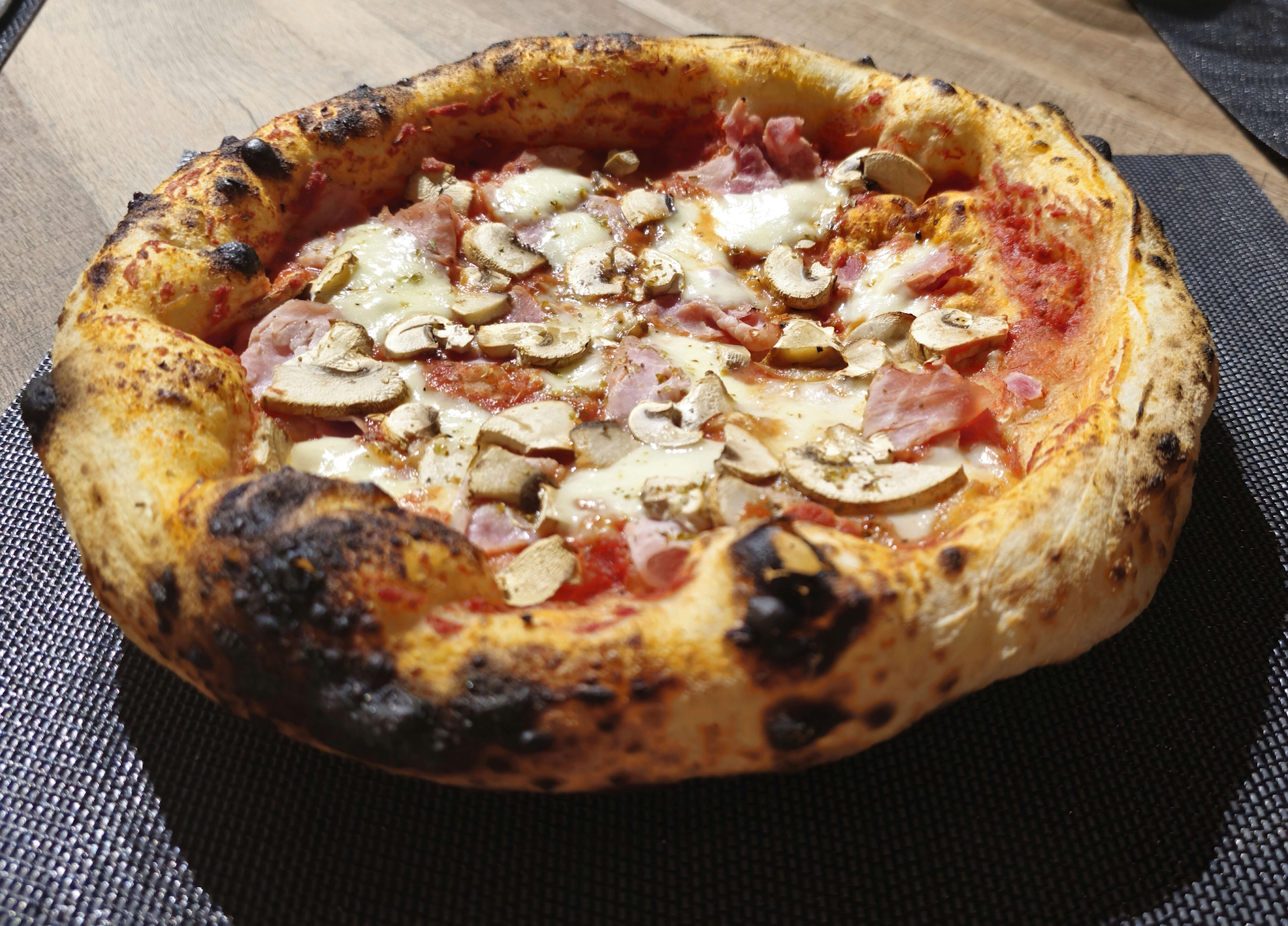 gallery-06 Thaddeuspizza Klasika 1